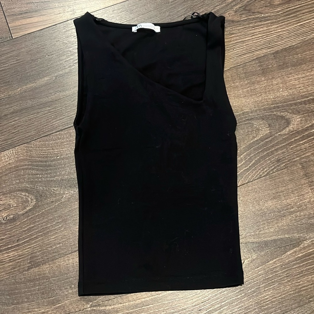 Black Tank Top | Zara